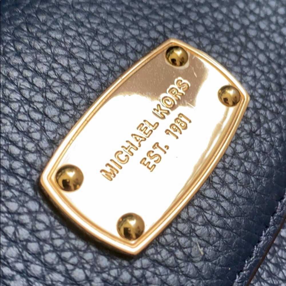 Michael Kors Leather Wallet Zipper Continental NEW - Picture 6 of 9